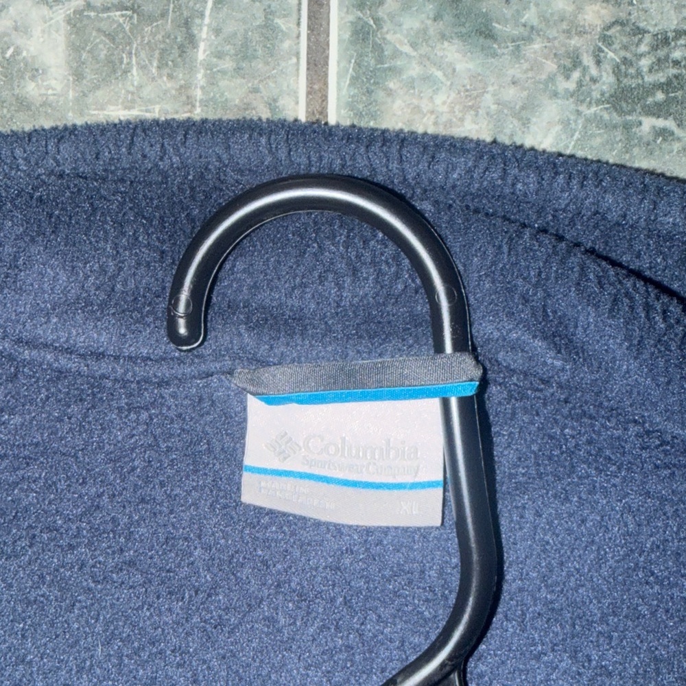 Columbia Navy and Light Blue Two-Tone Fleece Jacket - Picture 5 of 5